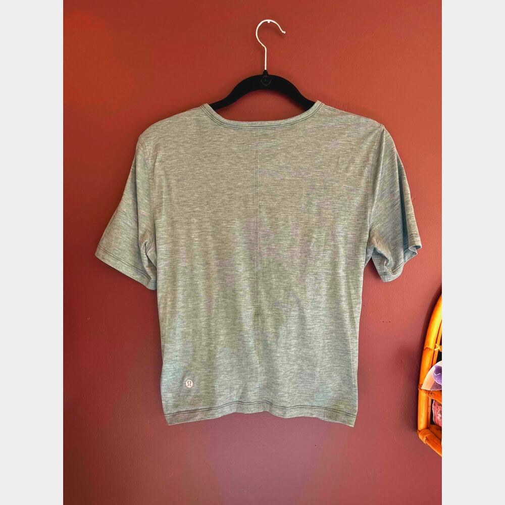 Lululemon Sage green rouched front Tee
